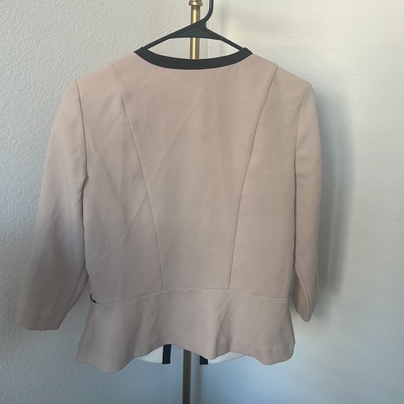 EUC Lightweight Blazer - Picture 5 of 6